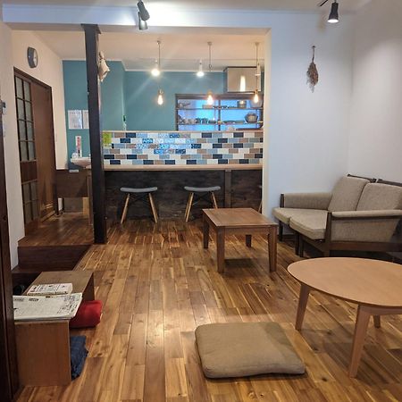Guesthouse Tomaru Такаяма Екстер'єр фото