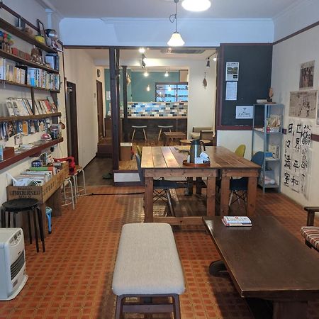 Guesthouse Tomaru Такаяма Екстер'єр фото
