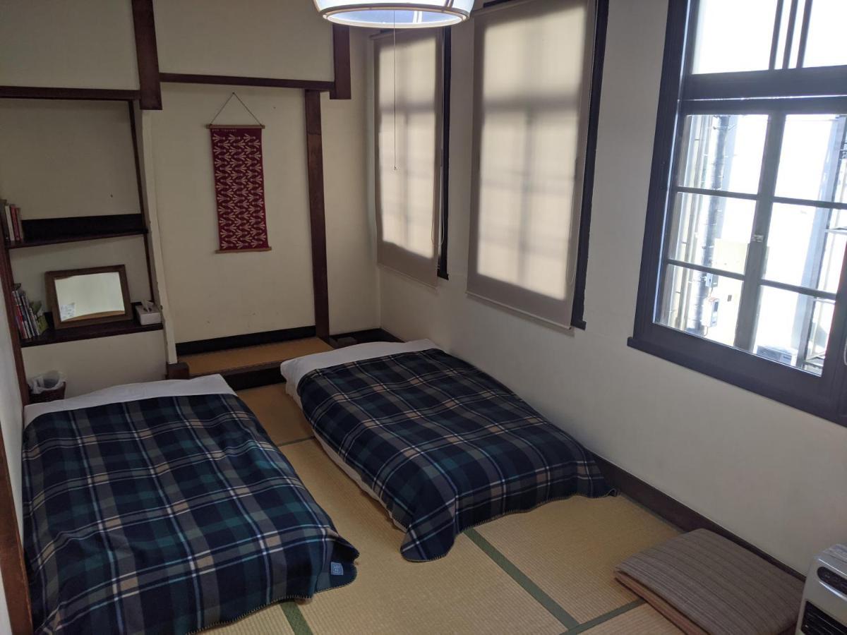 Guesthouse Tomaru Такаяма Екстер'єр фото