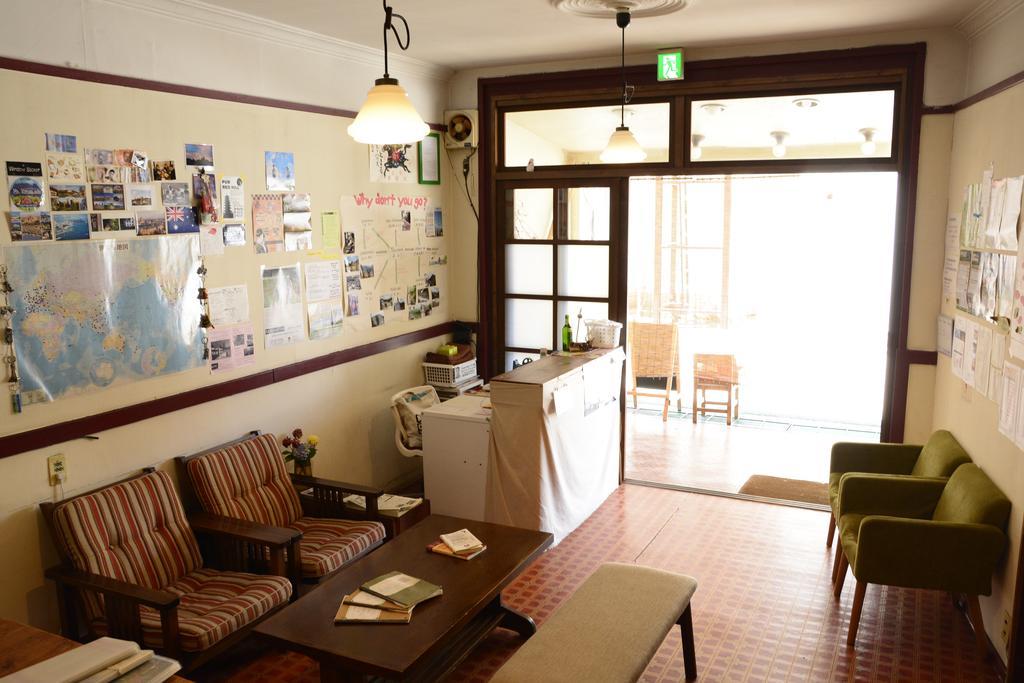 Guesthouse Tomaru Такаяма Екстер'єр фото